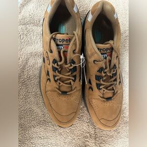 PROPET STABILITY WALKERS. NWT/no box men’s size 11.5N (B) Medicare approved
